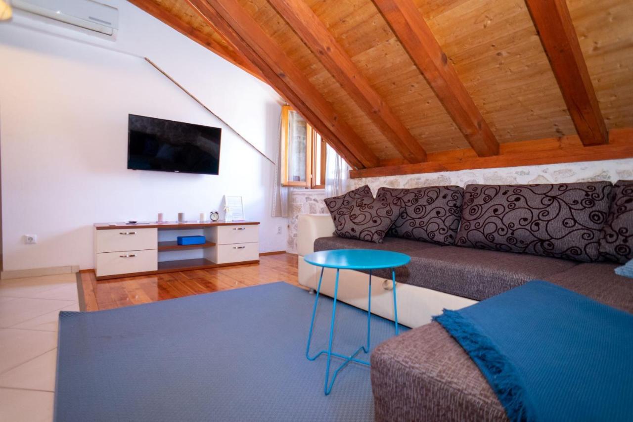 Stone House Marino Case de vacanță